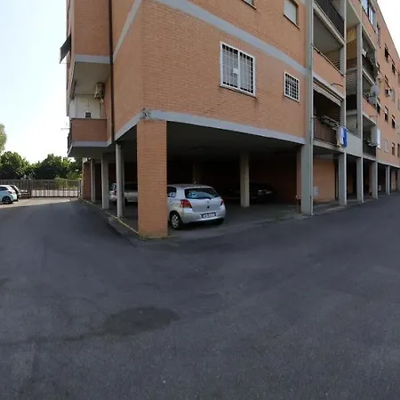 Incoming In Rome *
